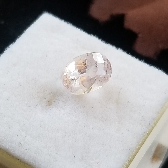 Natural unheated 1.45ct pale pastel pink sapphire from Madagascar - Picture 6 of 16